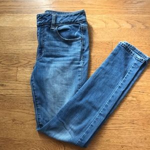 American Eagle Hi-Rise Jegging Size 4